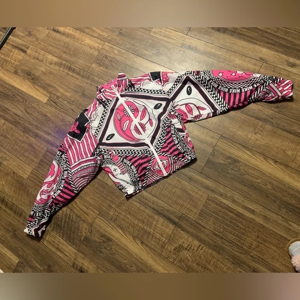 Pink & Black Nike yin & yang Patterned Jacket rare jacket flame eye logo spring